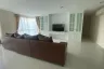 3 Bedroom Condo for rent in The Crest Sukhumvit 24, Khlong Tan, Bangkok near BTS Phrom Phong