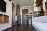 1 Bedroom Condo for sale in C Ekkamai, Khlong Tan Nuea, Bangkok near BTS Ekkamai