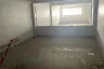 1 Bedroom Townhouse for sale in Lat Krabang, Bangkok