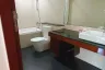 1 Bedroom Condo for rent in Baan Sathorn Condo, Khlong Toei Nuea, Bangkok near MRT Phetchaburi