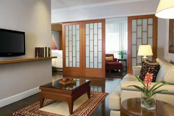 2 Bedroom Condo for rent in Marriott Mayfair - Bangkok, Lumpini, Bangkok near BTS Ratchadamri