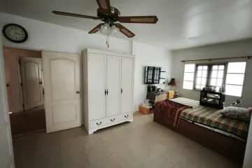 6 Bedroom House for sale in Phlapphla, Bangkok