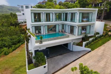 5 Bedroom Villa for Sale or Rent in Areeya Villa Layan, Choeng Thale, Phuket