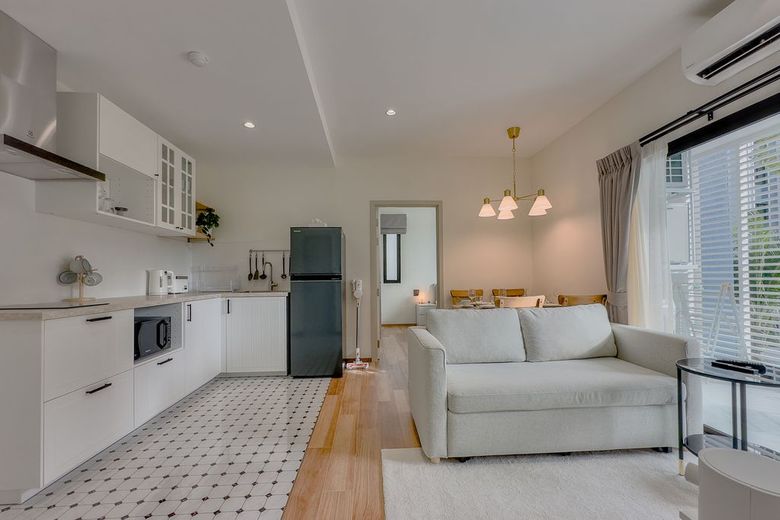 2 Bedroom Condo For Rent