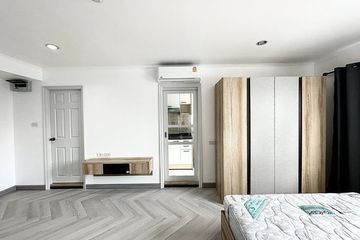 Condo for sale in Lumpini Ville Phahol-Suthisarn, Sam Sen Nai, Bangkok near BTS Saphan Kwai