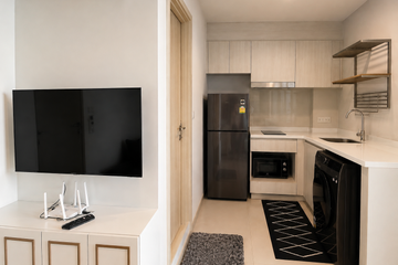 1 Bedroom Condo for sale in Life One Wireless, Lumpini, Bangkok near BTS Ploen Chit