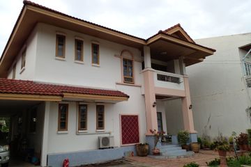 5 Bedroom House for sale in Pin Charoen Village 1, Si Kan, Bangkok