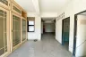 6 Bedroom Townhouse for sale in Din Daeng, Bangkok near MRT Phra Ram 9