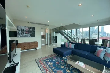 2 Bedroom Condo for rent in The Room Sukhumvit 21, Khlong Toei Nuea, Bangkok near MRT Sukhumvit