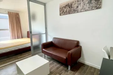 1 Bedroom Condo for rent in dBURA Pran Nok, Ban Chang Lo, Bangkok near MRT Siriraj
