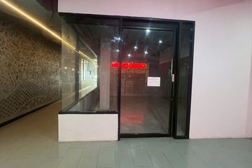 Commercial for rent in Khlong Toei Nuea, Bangkok near MRT Phetchaburi