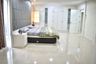 3 Bedroom Condo for sale in Saichol Mansion, Bang Lamphu Lang, Bangkok near BTS Saphan Taksin
