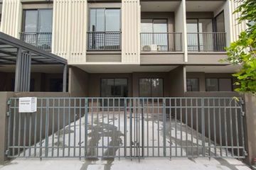 3 Bedroom Townhouse for Sale or Rent in Suan Luang, Bangkok near MRT Phatthanakan