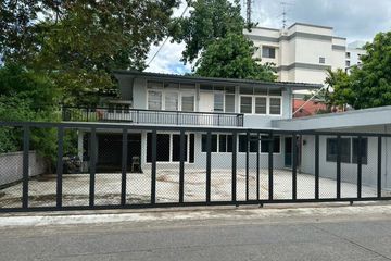 3 Bedroom House for rent in Phra Khanong Nuea, Bangkok near BTS Phra Khanong