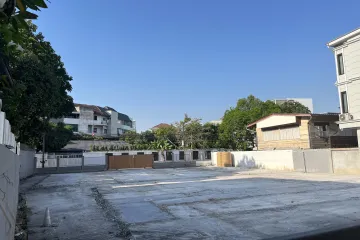 Land for sale in Khlong Tan, Bangkok near BTS Phrom Phong