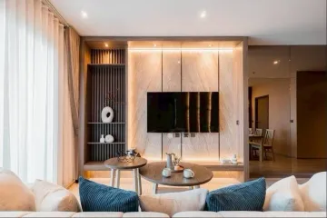 2 Bedroom Condo for rent in Rhythm Ekkamai Estate, Khlong Tan Nuea, Bangkok near BTS Ekkamai