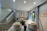 6 Bedroom House for rent in Setthasiri Krungthep Kreetha 2, Hua Mak, Bangkok near MRT Hua Mak
