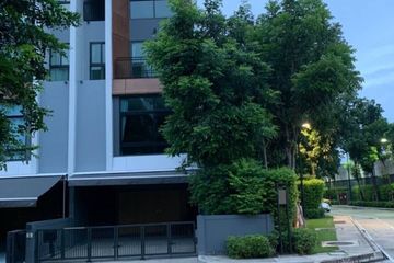 3 Bedroom Townhouse for sale in Arden Phatthanakan, Suan Luang, Bangkok near BTS On Nut
