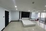 4 Bedroom Condo for sale in Oriental Towers, Khlong Tan Nuea, Bangkok near BTS Thong Lo