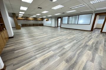 Office for rent in Ital Thai Tower, Bang Kapi, Bangkok near MRT Phetchaburi