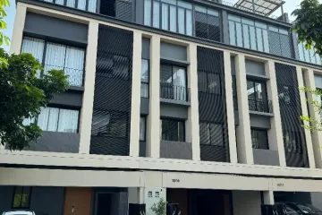 3 Bedroom Townhouse for Sale or Rent in Aires Rama 9, Suan Luang, Bangkok near Airport Rail Link Hua Mak