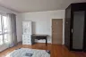 1 Bedroom Condo for rent in Hive Taksin, Khlong Ton Sai, Bangkok near BTS Wongwian Yai