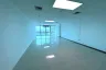 Office for rent in Ayothaya Tower, Huai Khwang, Bangkok near MRT Sutthisan