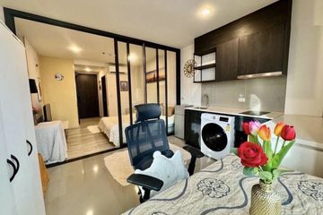 1 Bedroom Condo for rent in XT Huaikhwang, Din Daeng, Bangkok near MRT Huai Khwang