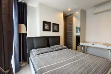 2 Bedroom Condo for rent in Centric Huay Kwang Station, Din Daeng, Bangkok near MRT Huai Khwang