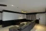 3 Bedroom Condo for rent in Baan Prompong, Khlong Tan Nuea, Bangkok