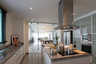 3 Bedroom Condo for rent in Seven Place Executive Residences, Khlong Tan Nuea, Bangkok