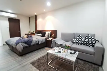 Apartment for rent in Civic Place, Khlong Tan Nuea, Bangkok