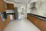 3 Bedroom Apartment for rent in Prasanmitr Thani Tower, Khlong Toei Nuea, Bangkok near MRT Sukhumvit