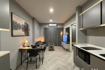 1 Bedroom Condo for sale in The Key Sathorn-Charoenraj, Bang Khlo, Bangkok near BTS Surasak