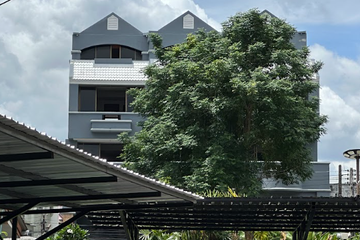 4 Bedroom Townhouse for sale in Chang Phueak, Chiang Mai