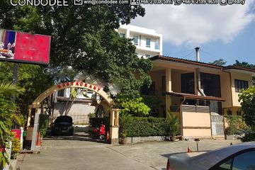 Commercial for sale in Khlong Toei Nuea, Bangkok near MRT Sukhumvit