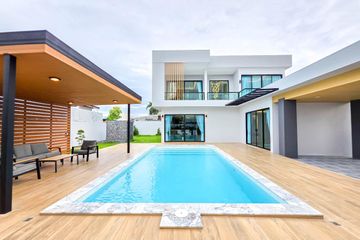 5 Bedroom House for sale in Eakmongkol Village 1, Nong Prue, Chonburi