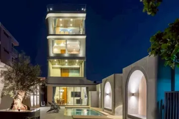 5 Bedroom Villa for sale in Na Kluea, Chonburi