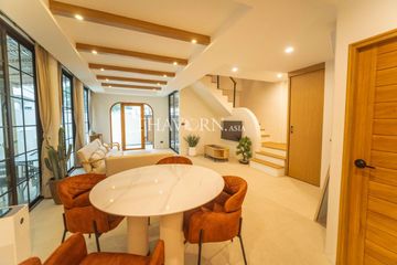 3 Bedroom House for rent in Na Kluea, Chonburi