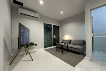 3 Bedroom Townhouse for rent in Lat Phrao, Bangkok