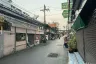 Commercial for rent in Huai Khwang, Bangkok near MRT Huai Khwang