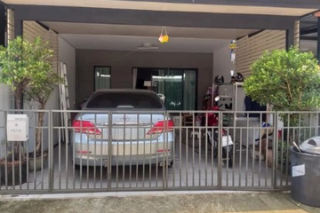 2 Bedroom Townhouse for sale in Patio Srinakarin - Rama 9, Hua Mak, Bangkok