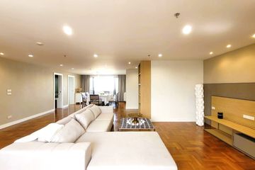 3 Bedroom Condo for rent in Khlong Toei Nuea, Bangkok near MRT Phetchaburi