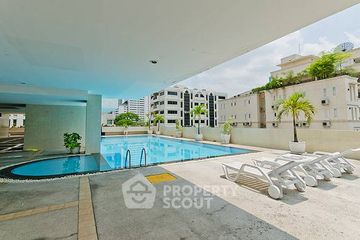 3 Bedroom Condo for sale in Khlong Tan Nuea, Bangkok