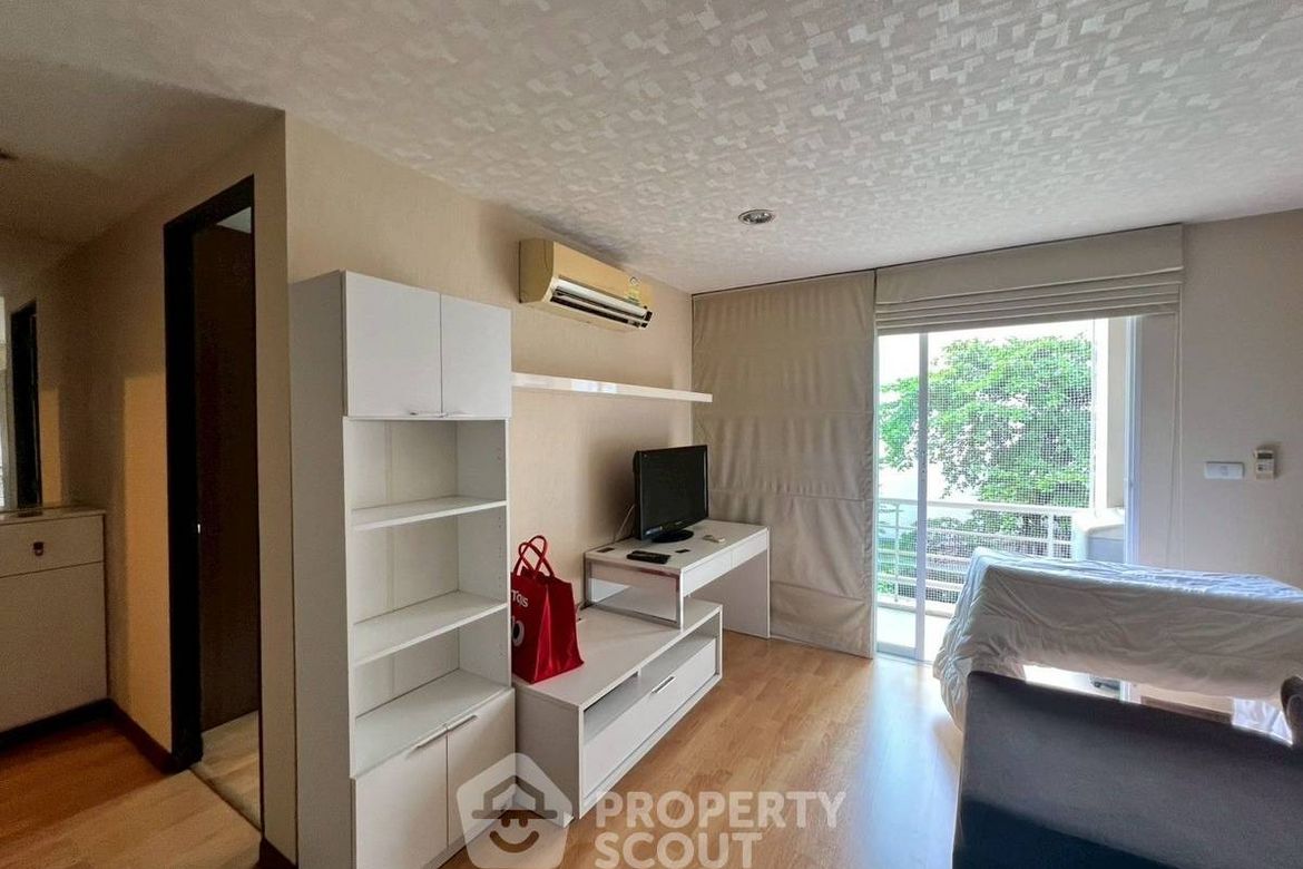 Watthana, Bangkok - Photo 3