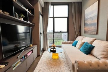1 Bedroom Condo for rent in The Diplomat Sathorn, Silom, Bangkok near BTS Surasak