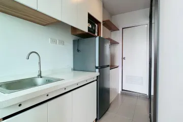 Condo for rent in Regent Home Wuttakat, Talat Phlu, Bangkok near BTS Wutthakat