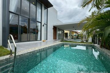 3 Bedroom House for sale in Na Kluea, Chonburi