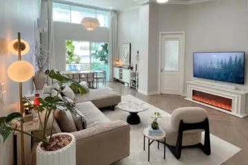 3 Bedroom Condo for Sale or Rent in The Bangkok Sukhumvit 61, Khlong Tan Nuea, Bangkok near BTS Ekkamai