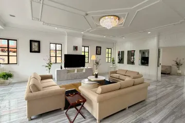 4 Bedroom Condo for rent in Charan Tower, Khlong Tan Nuea, Bangkok near BTS Phrom Phong